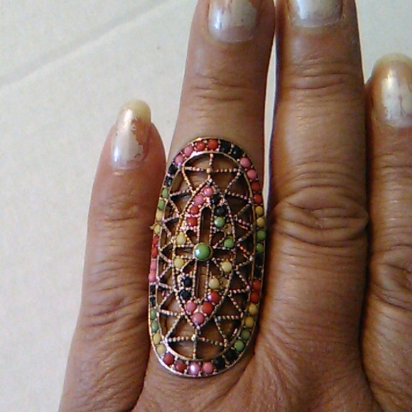 Nwot multicolored oval ring - Picture 2 of 7